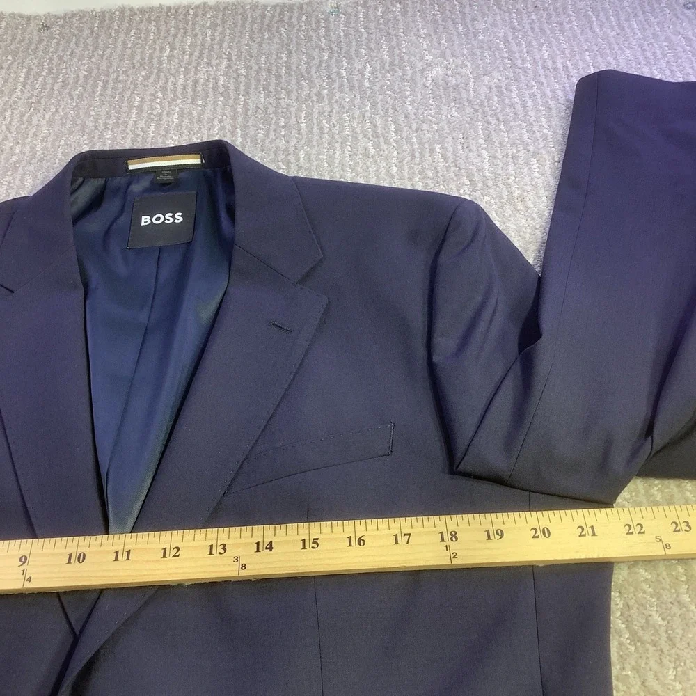 BOSS Hugo Boss Jasper Navy Blue Virgin‎ Wool 2 Piece Suit Regular Fit 42S NWT